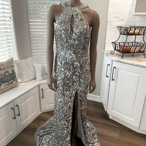 Gorgeous MacDuggal long sequent silver evening gown